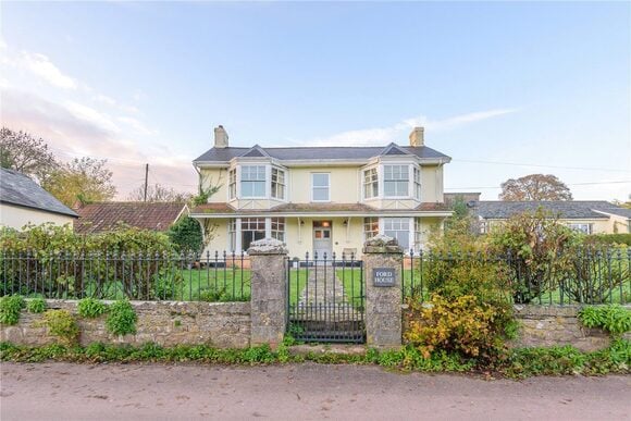 Holcombe Rogus, Devon, TA21