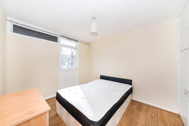 Honiton Gardens, London, SE15