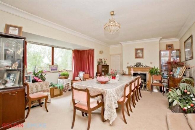 Tongdean Avenue, Hove, BN3