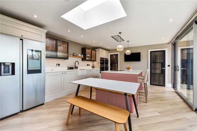 Bingham Road, Hampshire, SO22