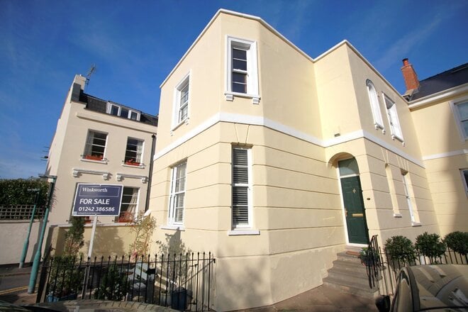 St. Lukes Road, Gloucestershire, GL53