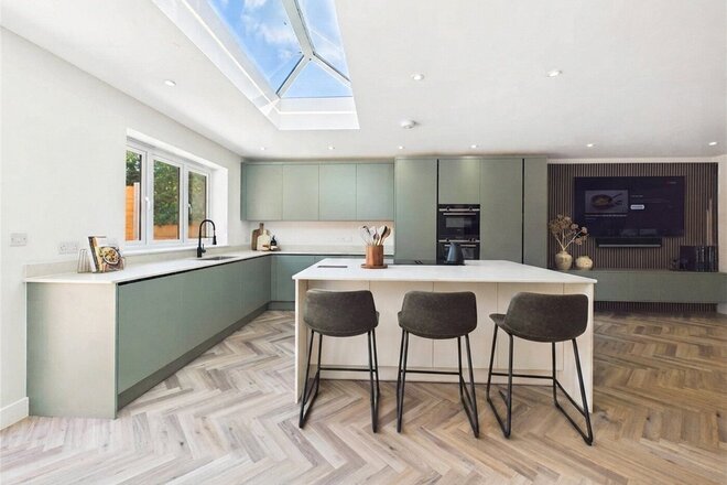 Hawthorne Road, Reading, RG4