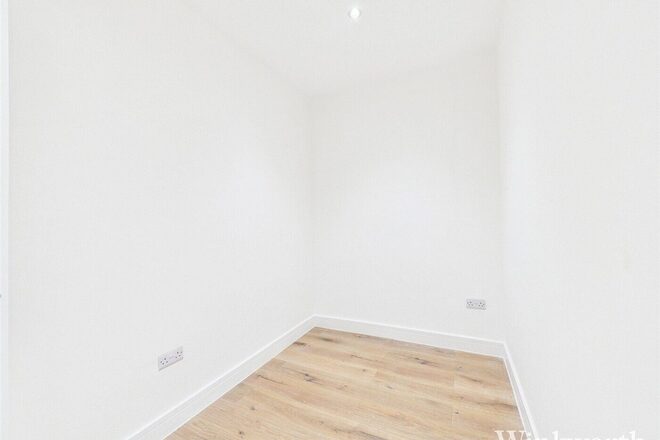 Hastings Road, London, W13