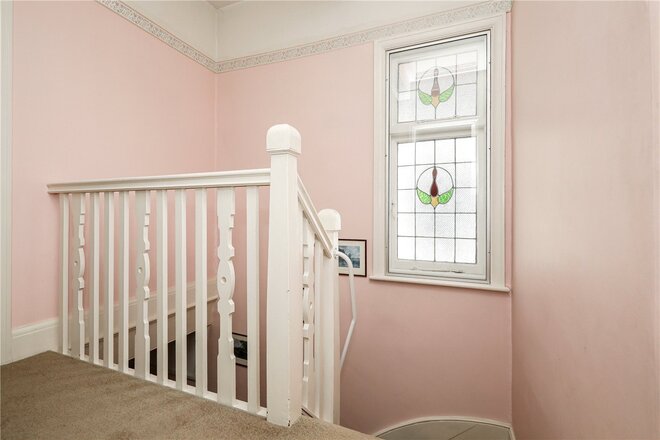 Gunnersbury Gardens, London, W3