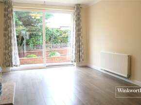 Ashurst Road, Cockfosters, EN4