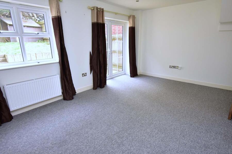 A LIVING ROOM 1.JPG