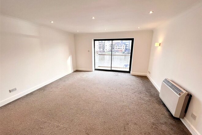 Becketts Place, Kingston upon Thames, KT1