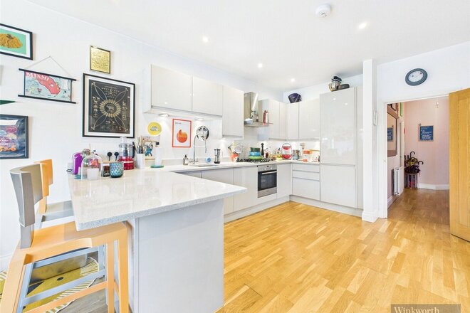 Tolworth Park Road, Surbiton, KT6