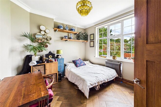 Hillside Road, London, SW2