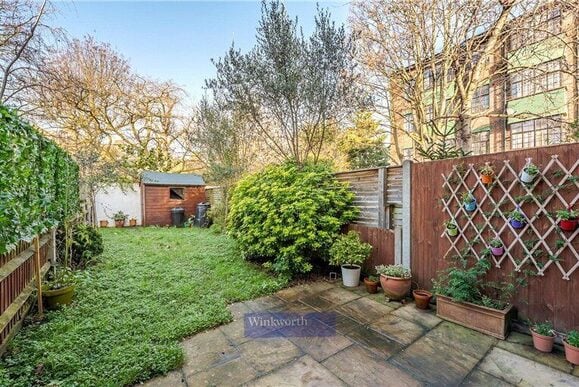 Bedser Close, London, SE11