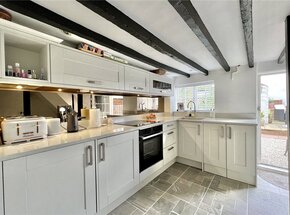 London End, Beaconsfield, HP9