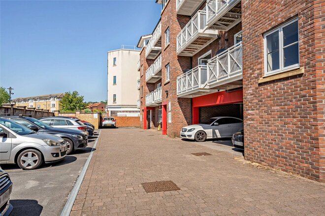 Hotwell Road, Hotwells, BS8