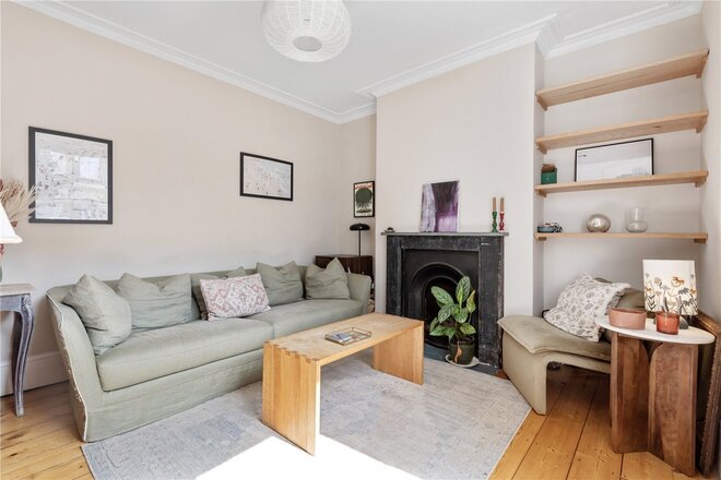 Elm Park, London, SW2