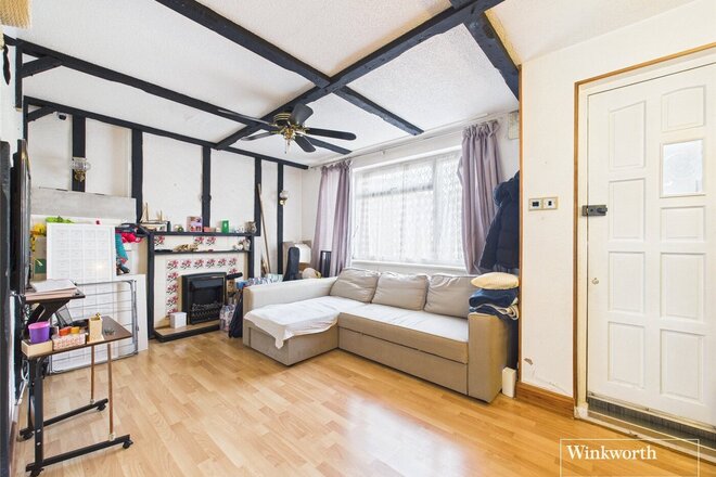 Highmeadow Crescent, London, NW9