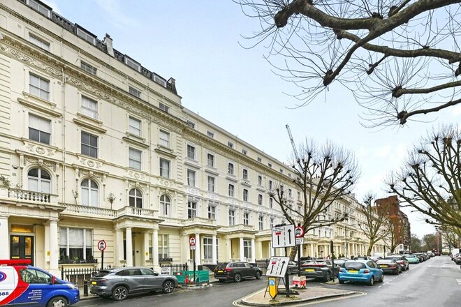 Inverness Terrace, London, W2