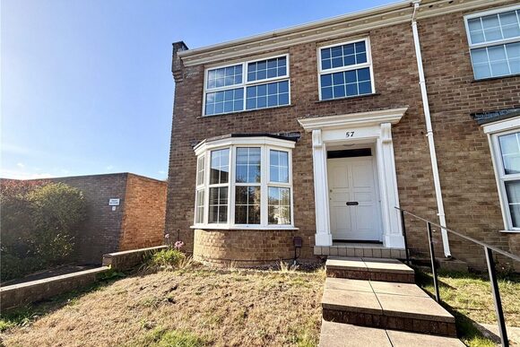 Wedgwood Drive, Poole, BH14