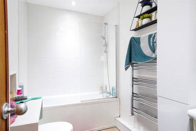 St. John's Grove, London, N19