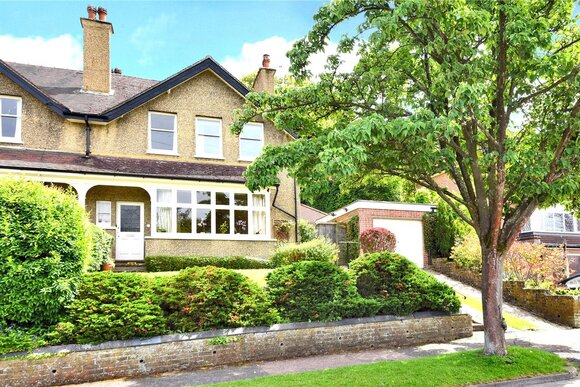 Lackford Road, Coulsdon, CR5