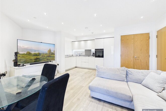 Lyon Road, Harrow, HA1