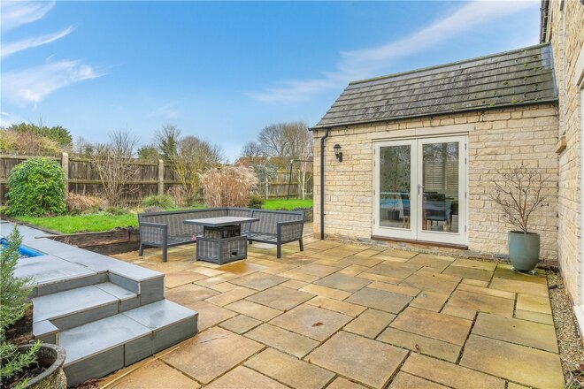 Hunters Court, Sleaford, NG34