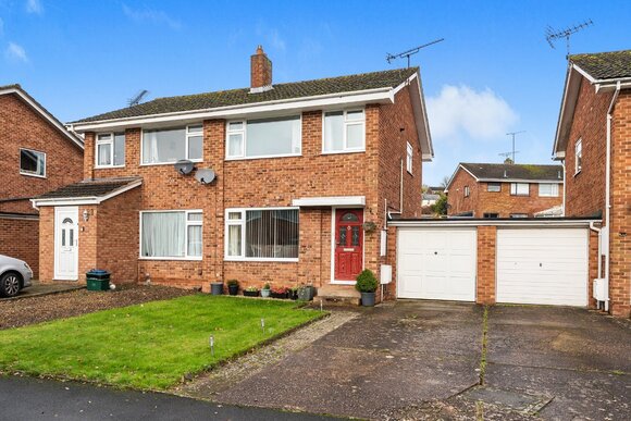 Willow Walk, Devon, EX17