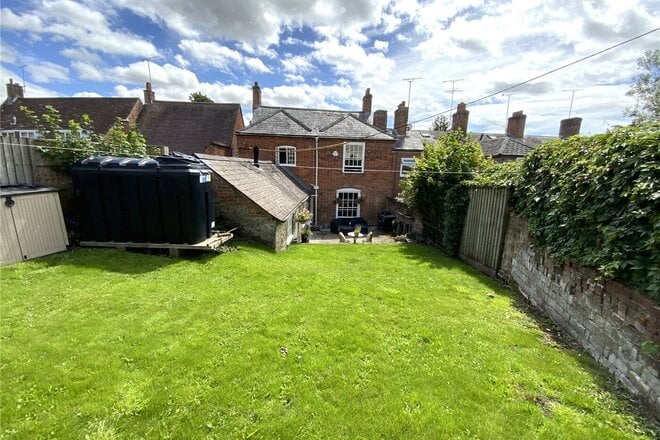 High Street, Wiltshire, SN9