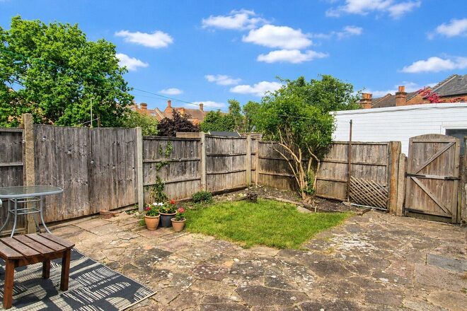 Welbeck Road, East Barnet, EN4