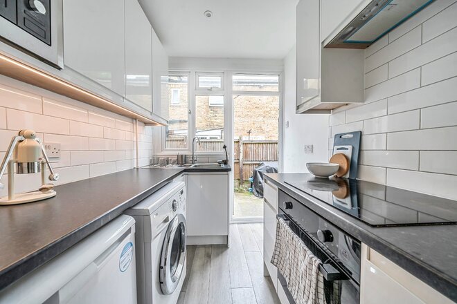 Elsinore Road, London, SE23