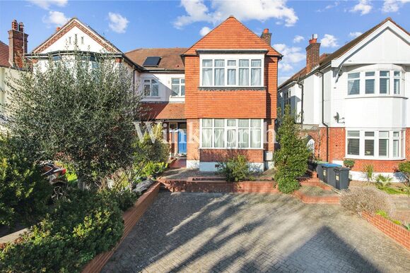 Fox Lane, London, N13