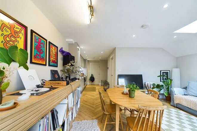 Brooke Road, London, N16