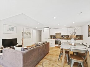 Coningham Road, London, W12