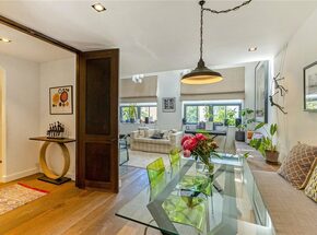 Porteus Place, UK, SW4