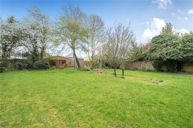 Burnt Ash Hill, Lee, SE12