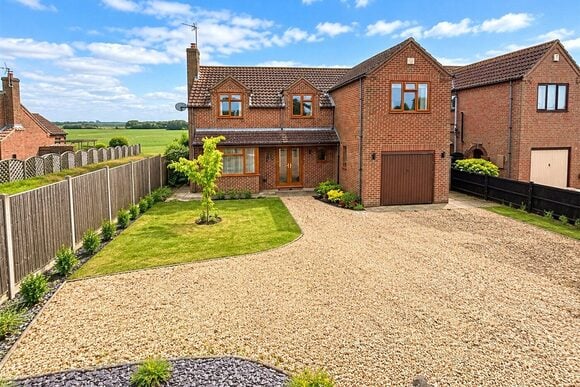 Low Road, Lincoln, LN4