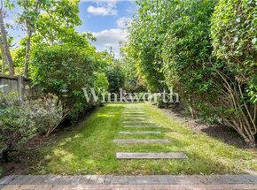 Meadowcroft Road, London, N13