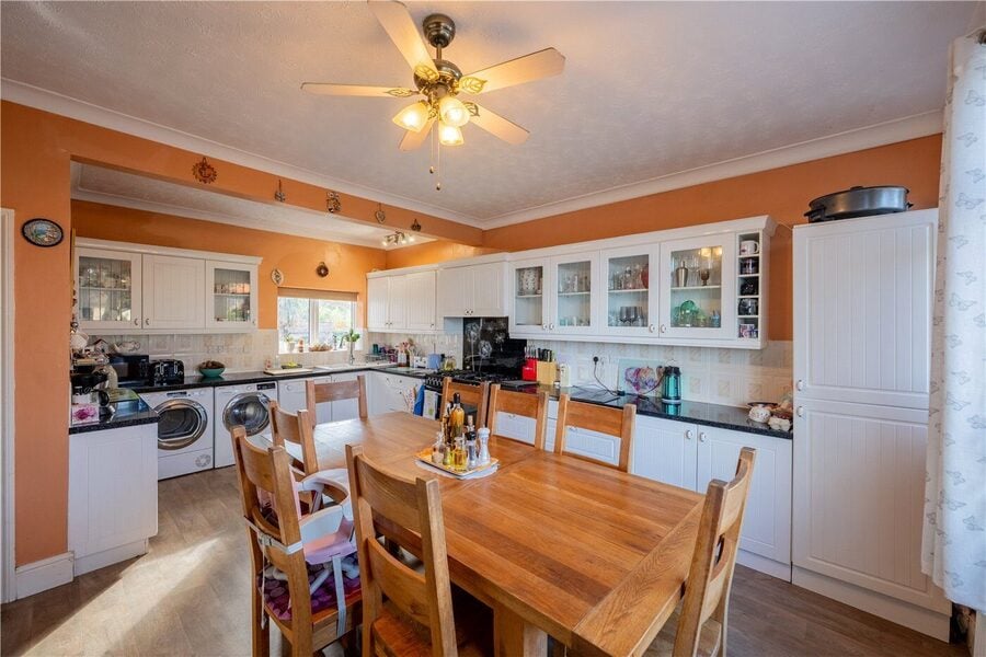 Kitchen / Diner