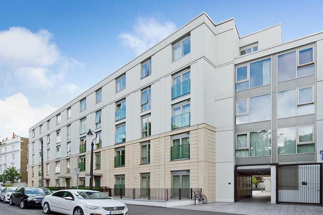 Wingate Square, UK, SW4