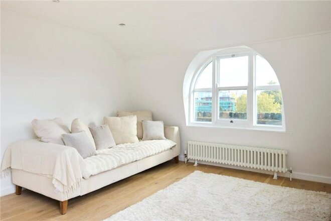 Kennington Road, UK, SE11