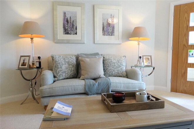 Trinity Road, Oxon, OX7