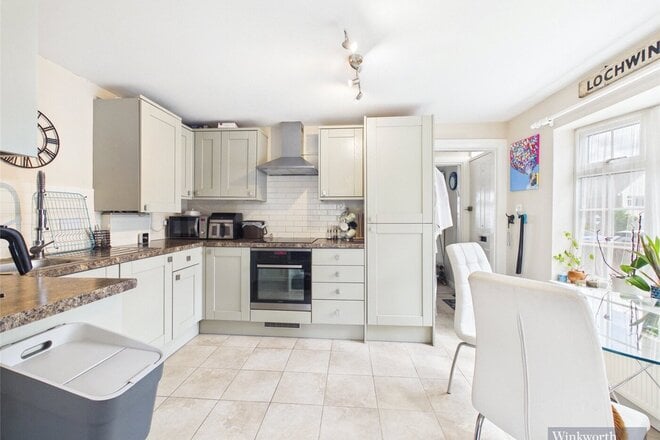 Clayton Road, Chessington, KT9