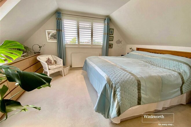 Lingwood Avenue, Dorset, BH23