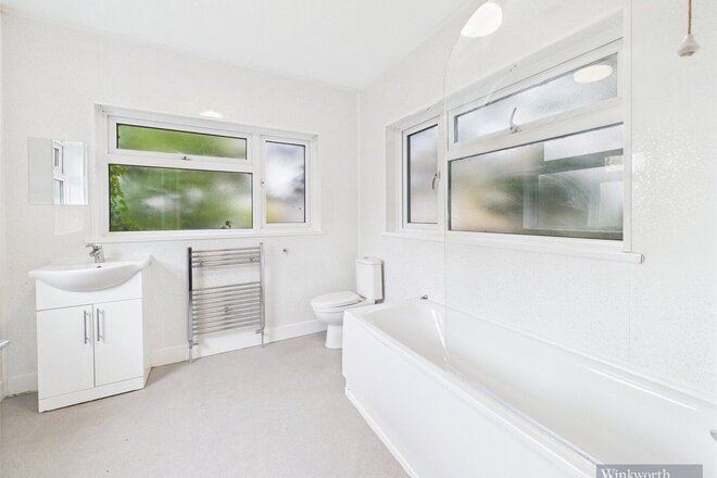 Villiers Road, Kingston upon Thames, KT1