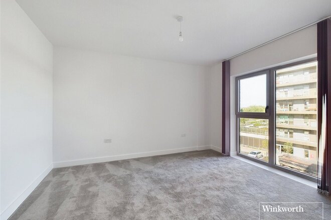 Flagstaff Road, Berkshire, RG2