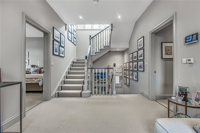 Holmbush Road, London, SW15