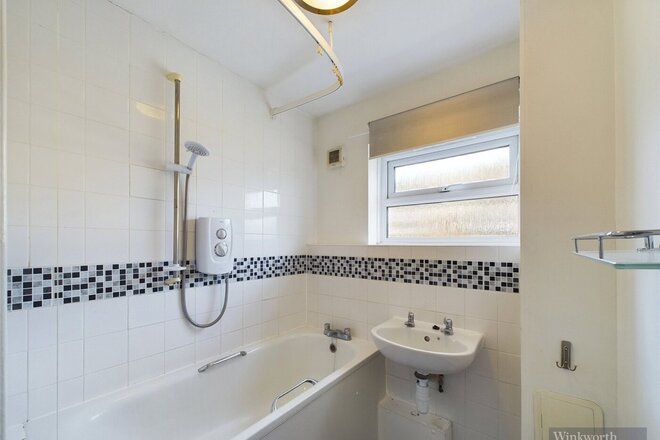 Oakwood, Surbiton, KT5