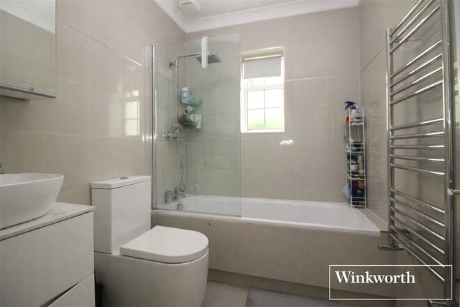Eldon Avenue, Hertfordshire, WD6