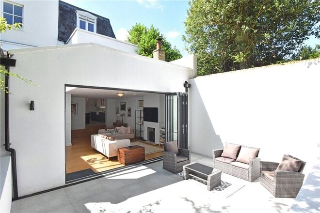 Lee Road, Blackheath, SE3