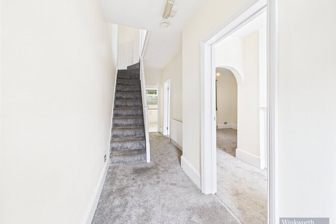 Villiers Road, Kingston upon Thames, KT1