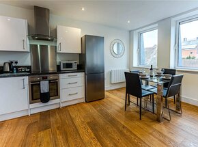 Sussex House, Reading, RG1
