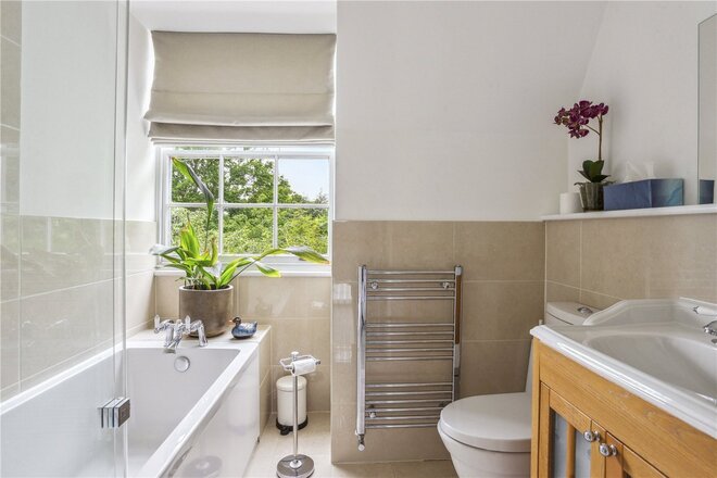 Hillside Park, Ascot, SL5